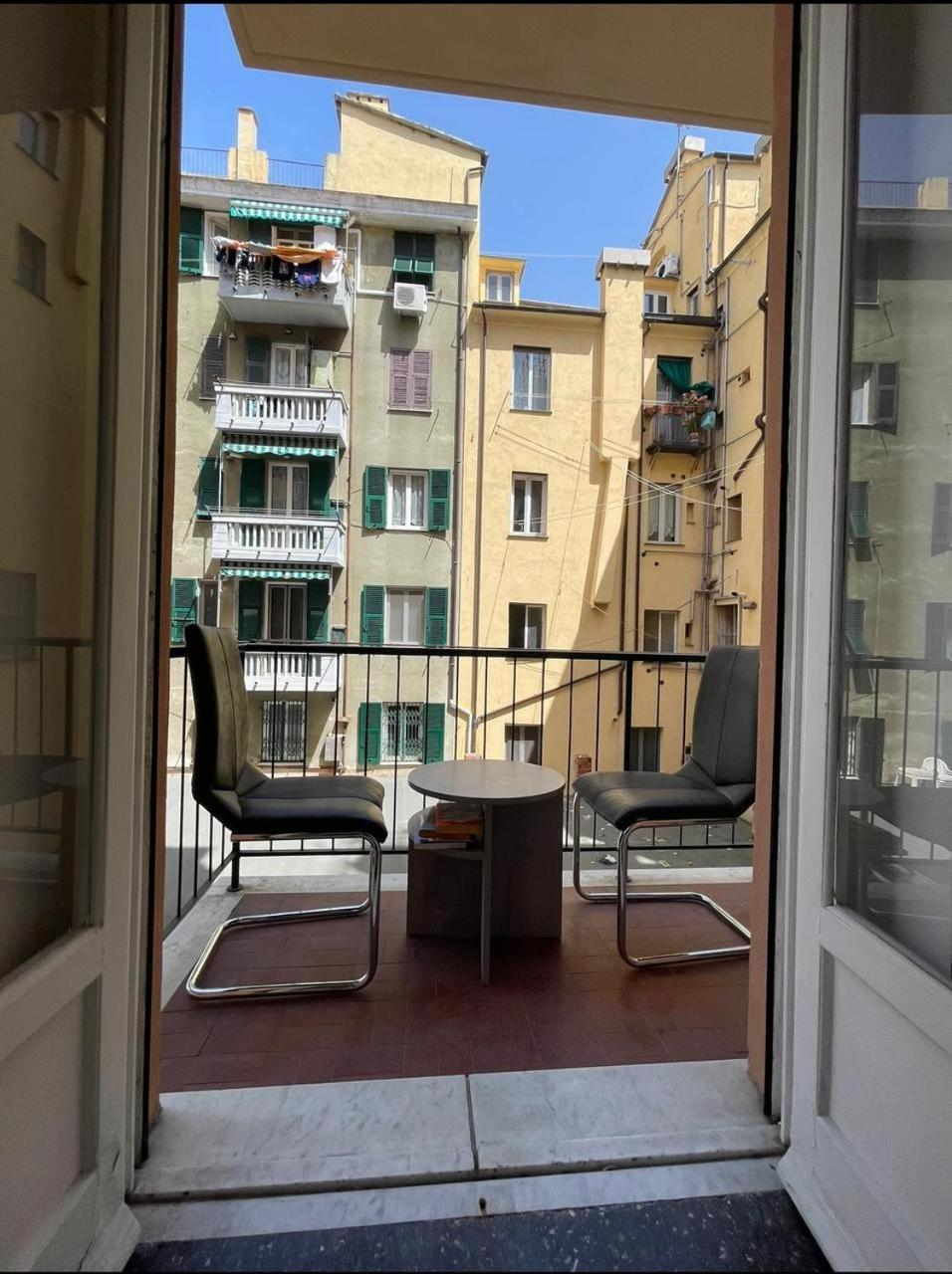 Molo Apartament Genova Esterno foto